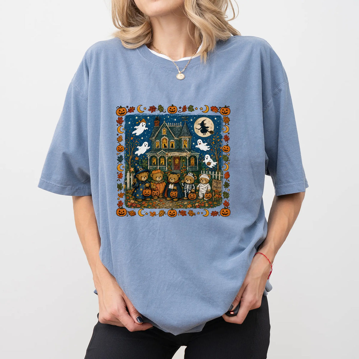 ChicCotton Vintage 90s Bears Halloween Comfort Colors Shirt, Trick or Treat Bears T-shirt, Haunted House Graphic Tee, Pumpkin Lover Gift Clothing